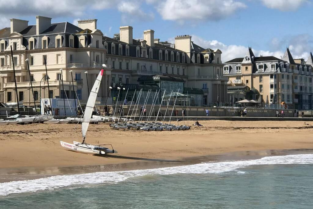 IDEAL-à 1 mn Plage/sillon -jardin privé- 1/6 pers Saint-Malo Esterno foto