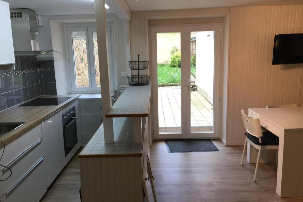 IDEAL-à 1 mn Plage/sillon -jardin privé- 1/6 pers Saint-Malo Esterno foto