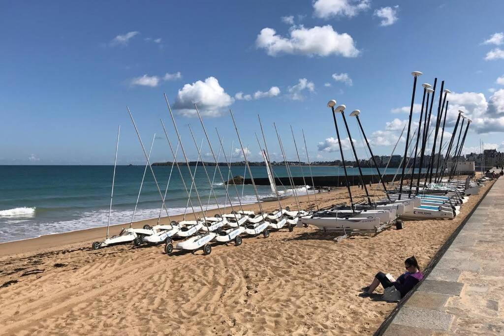 IDEAL-à 1 mn Plage/sillon -jardin privé- 1/6 pers Saint-Malo Esterno foto