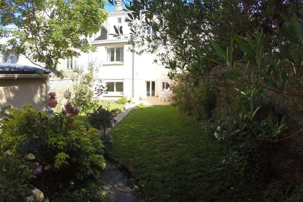 IDEAL-à 1 mn Plage/sillon -jardin privé- 1/6 pers Saint-Malo Esterno foto